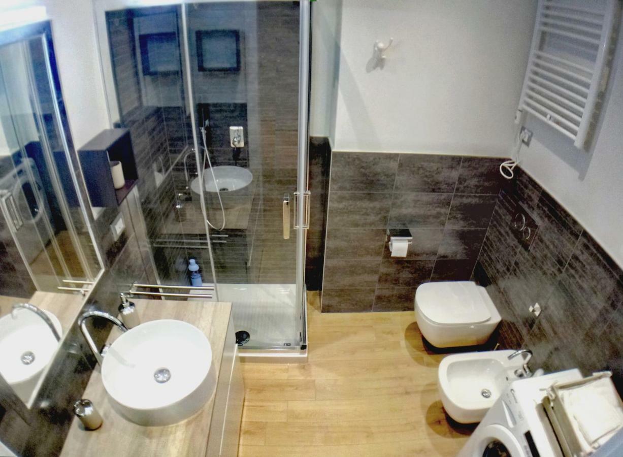Vinhome Bilocale Con Garage Privato Alba Centro מראה חיצוני תמונה